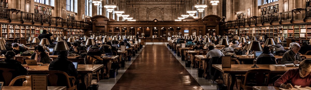 11 things really annoying people do in libraries